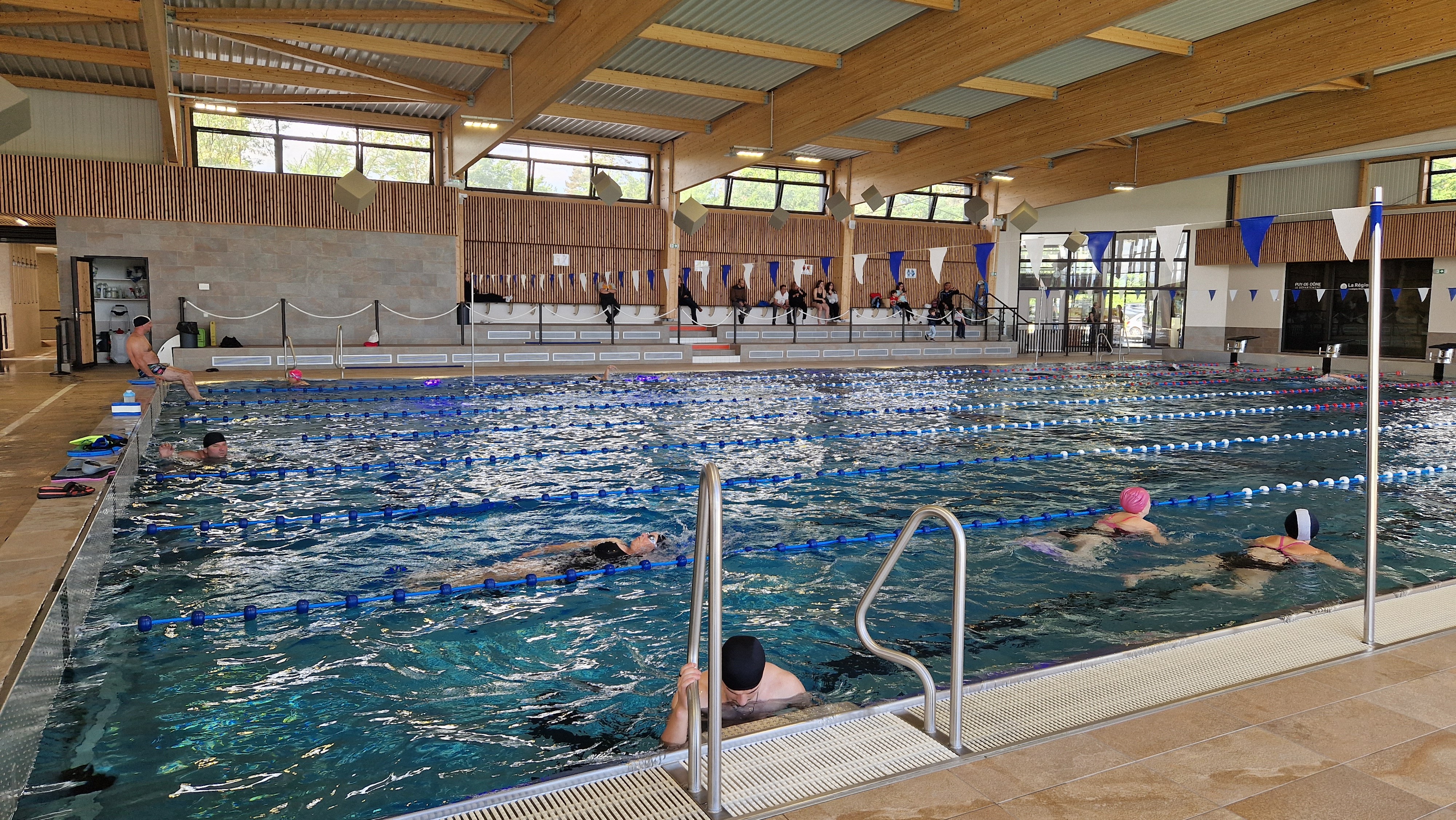 Information sur l'accès au Centre aquatique